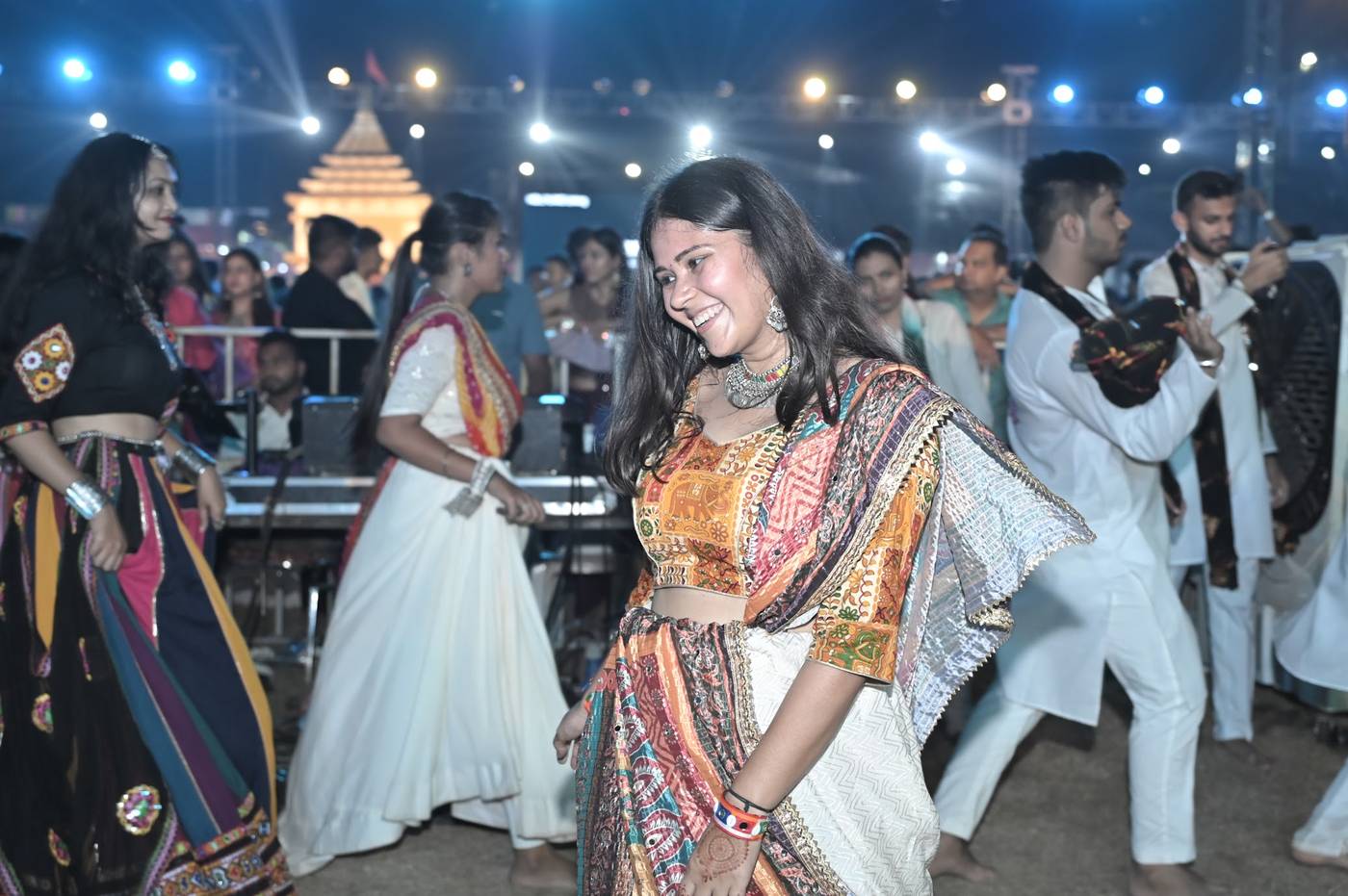 Surbhi Chattarpur Farms Nagpur, Surbhi Navratri Garba Nagpur
